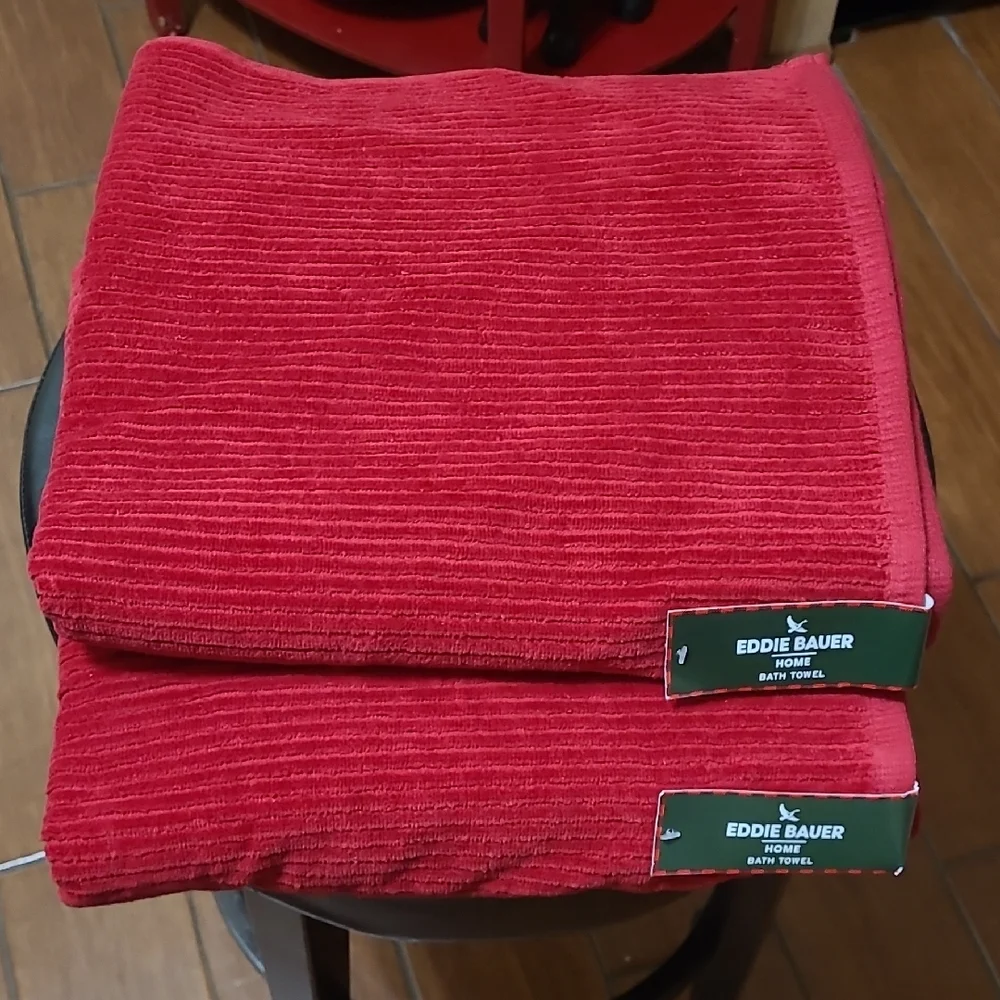 Eddie Bauer Ribbed Bath Towel